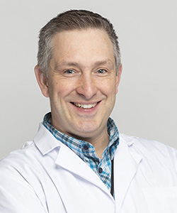 Picture of Dr. Darryl Falzarano